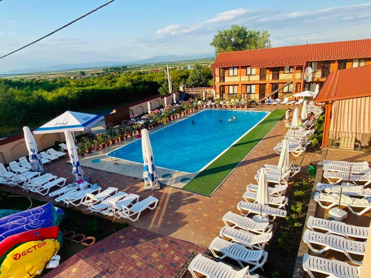 Hotel гостинний дім александрія *