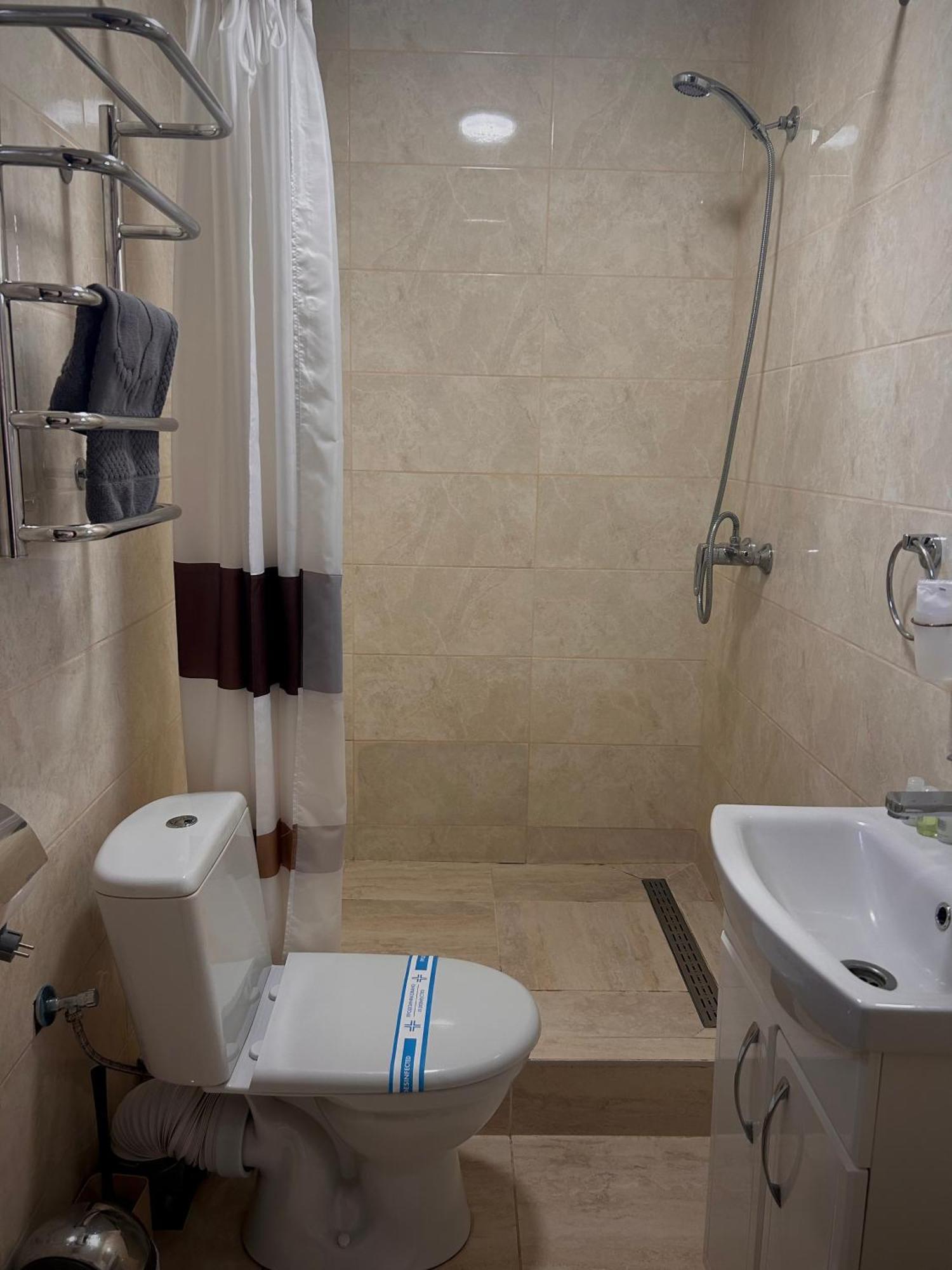 Otel гостинний дім александрія